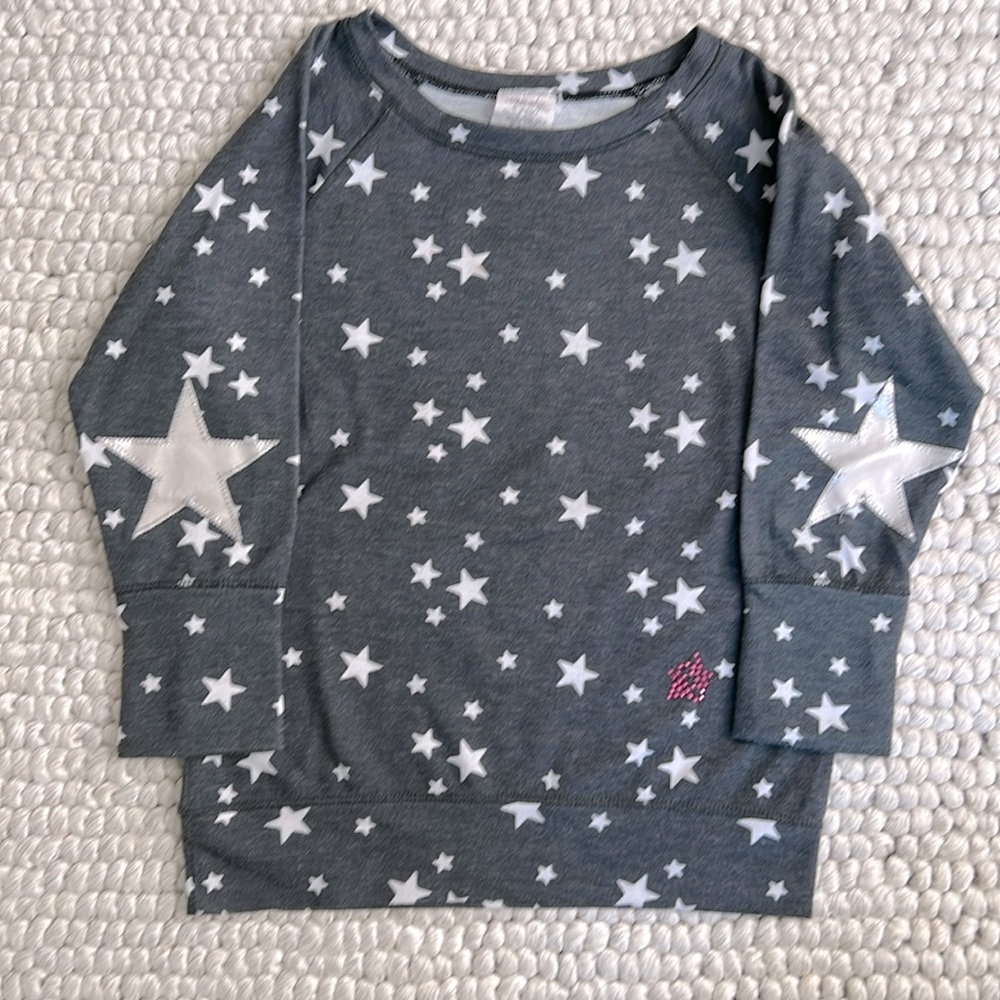 Random Hearts Star Sweatshirt. 6